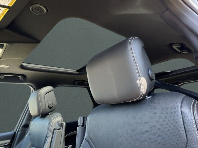 2025 Land Rover Discovery Dynamic SE San Juan TX