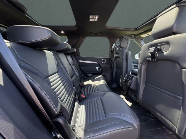 2025 Land Rover Discovery Dynamic SE San Juan TX