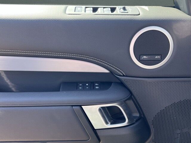 2025 Land Rover Discovery Dynamic SE San Juan TX