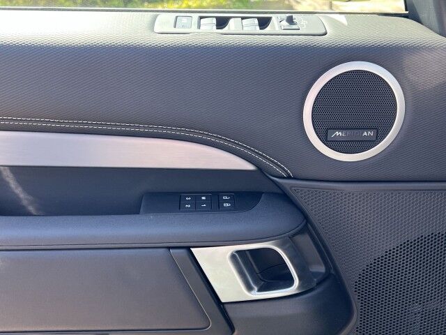 2025 Land Rover Discovery Dynamic SE San Juan TX
