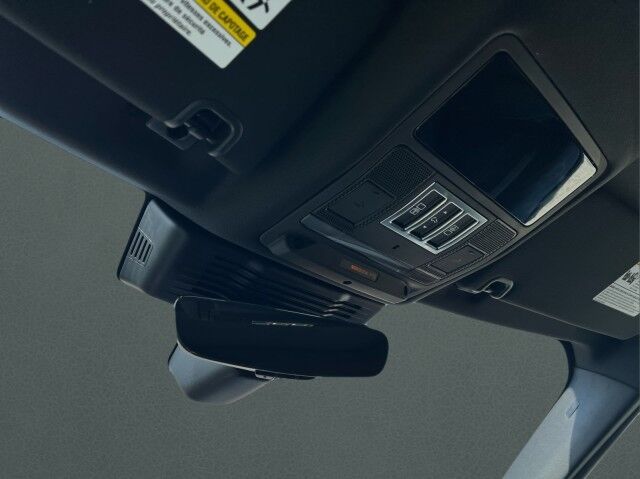 2025 Land Rover Discovery Dynamic SE San Juan TX