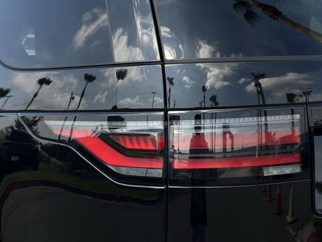 2025 Land Rover Discovery Dynamic SE San Juan TX