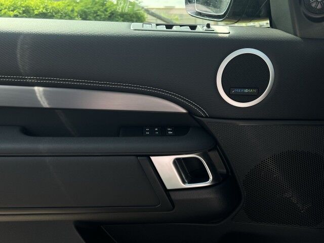 2025 Land Rover Discovery Dynamic SE San Juan TX