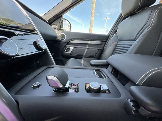 2025 Land Rover Discovery Dynamic SE San Juan TX