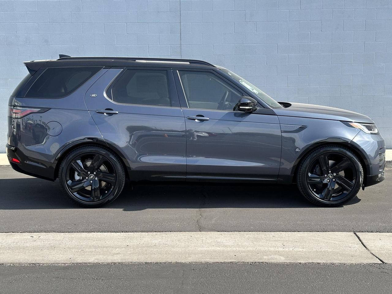 2025 Land Rover Discovery Dynamic SE Tucson AZ