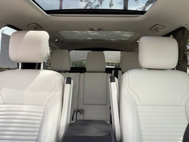 2025 Land Rover Discovery Dynamic SE Tucson AZ
