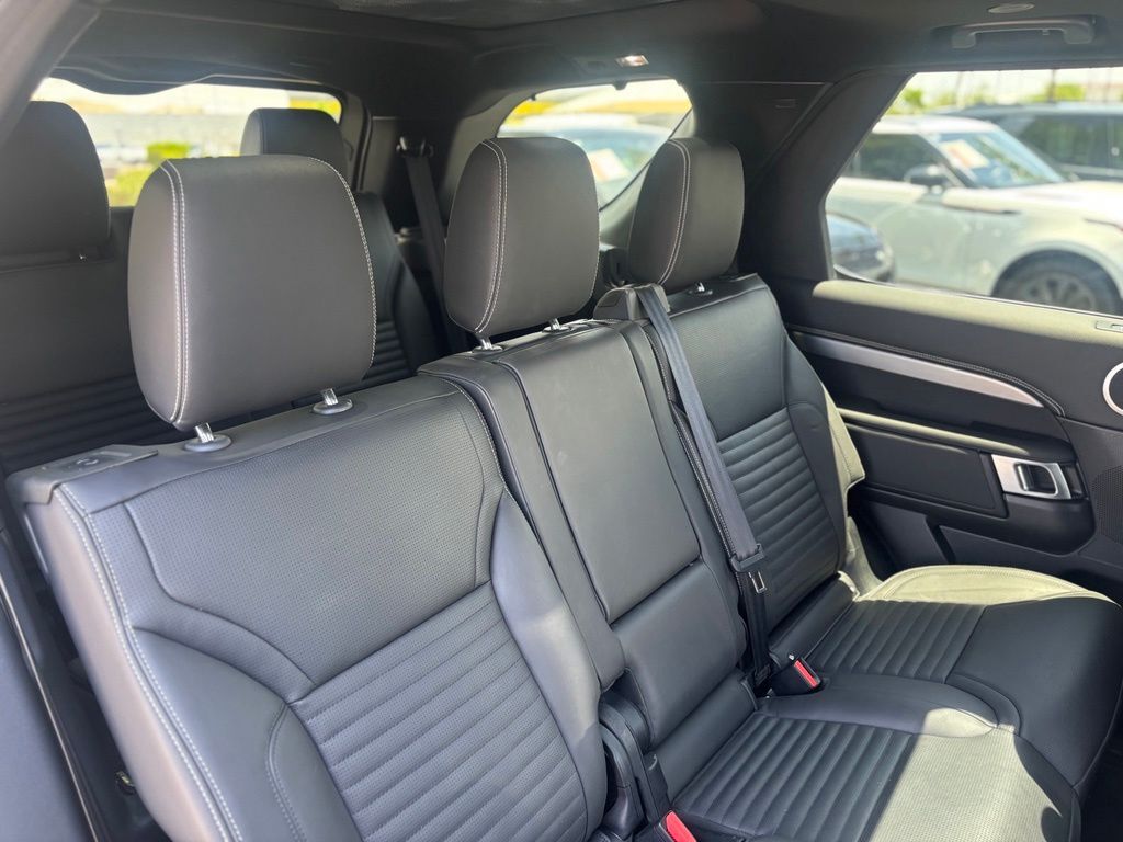 2025 Land Rover Discovery Dynamic SE Tucson AZ