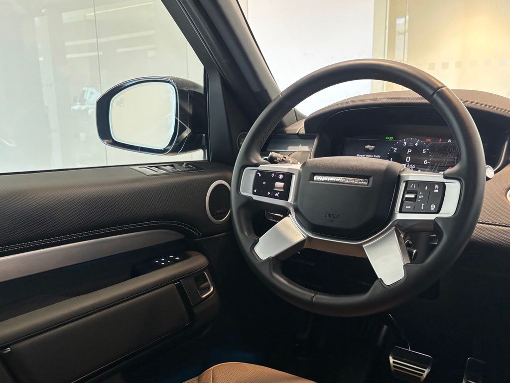 2025 Land Rover Discovery Dynamic SE Tucson AZ