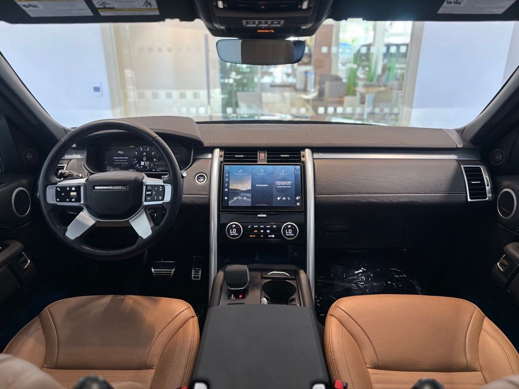2025 Land Rover Discovery Dynamic SE Tucson AZ