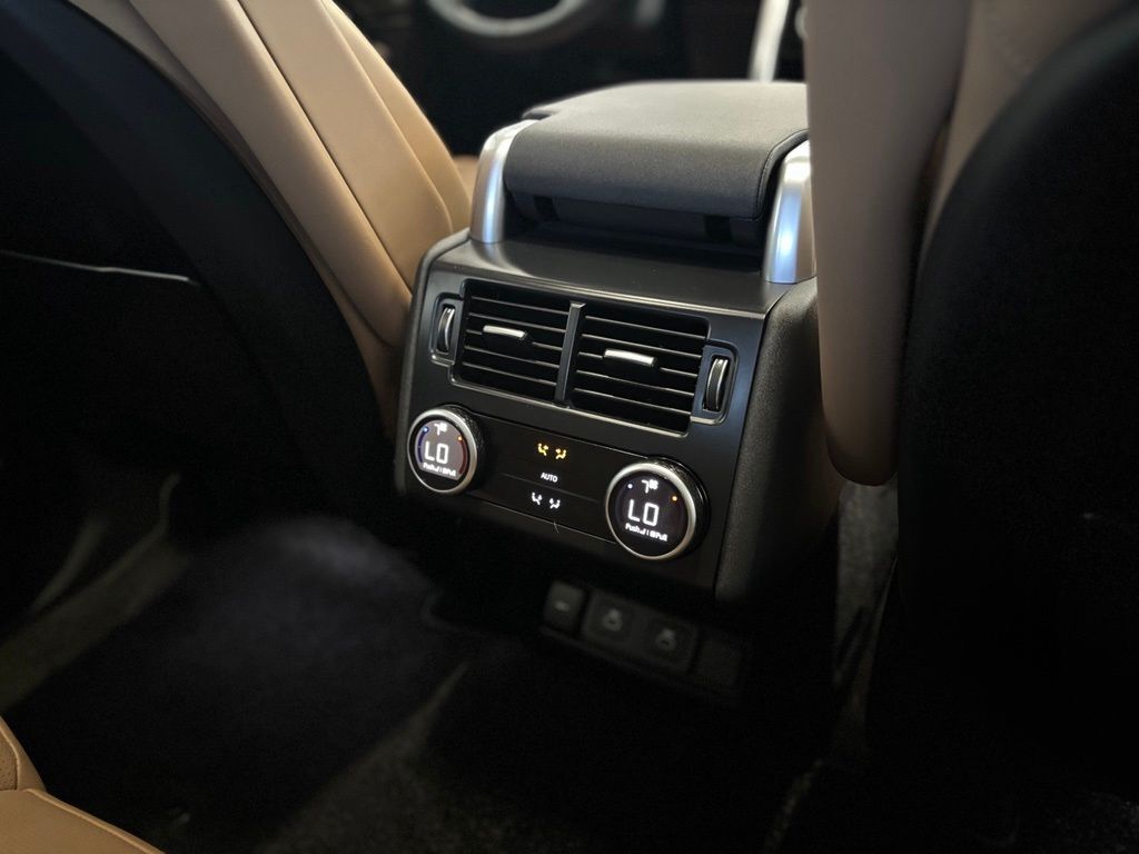 2025 Land Rover Discovery Dynamic SE Tucson AZ