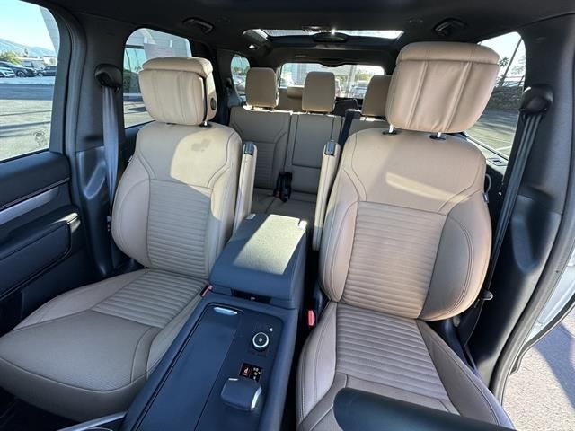 2025 Land Rover Discovery Dynamic SE Tucson AZ