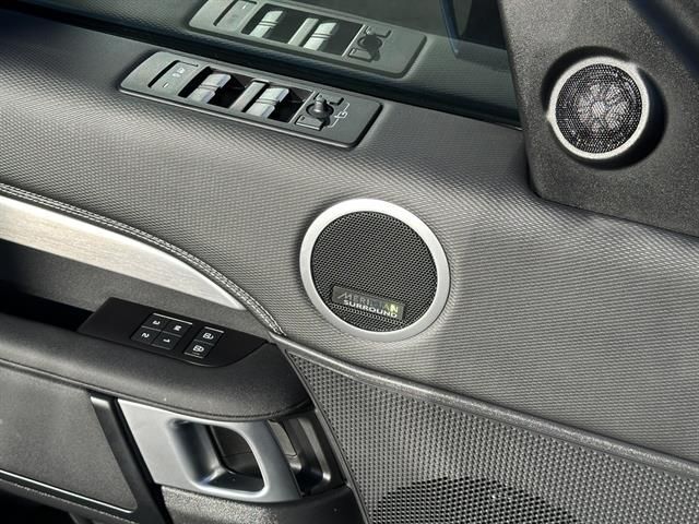 2025 Land Rover Discovery Dynamic SE Tucson AZ