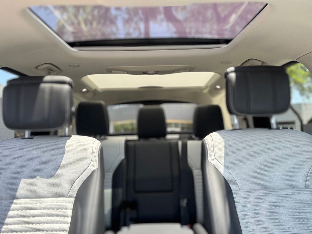 2025 Land Rover Discovery Dynamic SE Tucson AZ