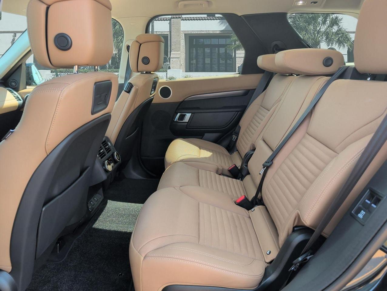 2025 Land Rover Discovery Metropolitan Edition San Juan TX