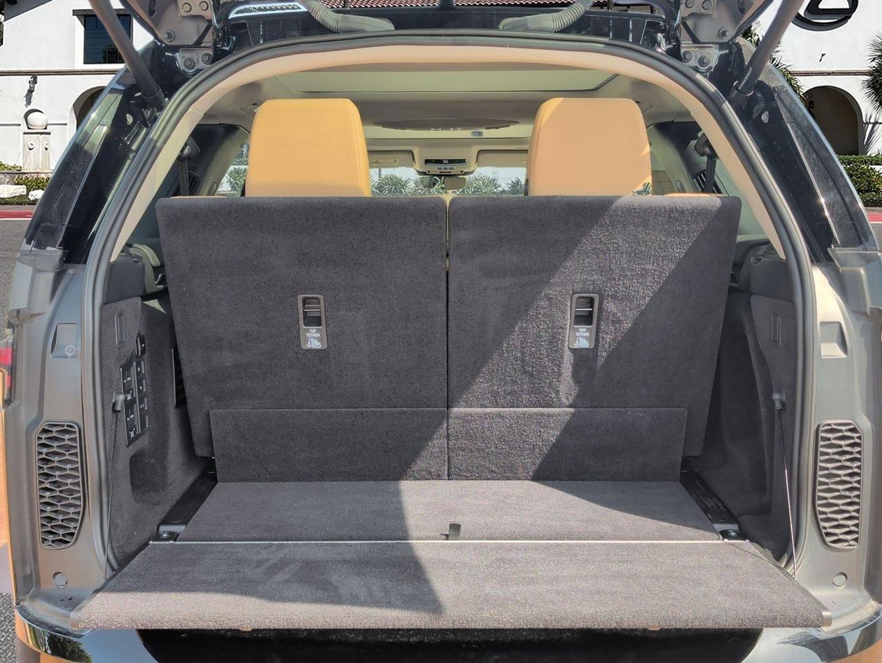 2025 Land Rover Discovery Metropolitan Edition San Juan TX