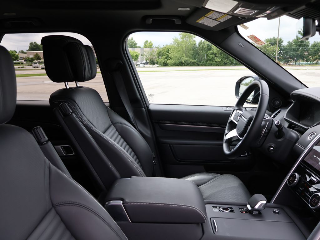 2025 Land Rover Discovery Metropolitan Edition San Clemente CA
