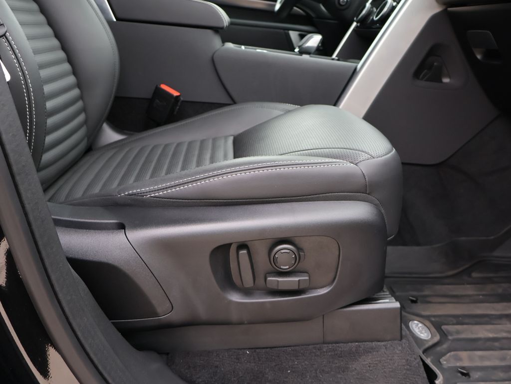 2025 Land Rover Discovery Metropolitan Edition San Clemente CA