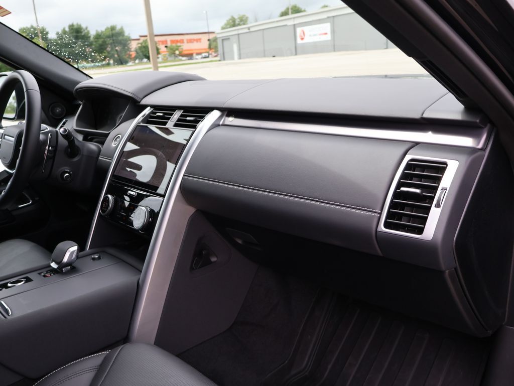 2025 Land Rover Discovery Metropolitan Edition San Clemente CA