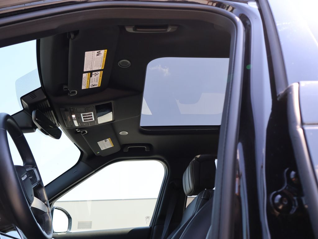 2025 Land Rover Discovery Metropolitan Edition San Clemente CA