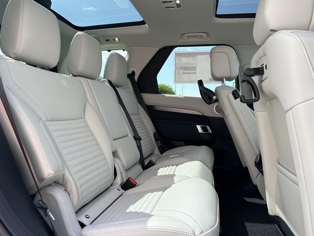 2025 Land Rover Discovery P300 Dynamic SE Tucson AZ