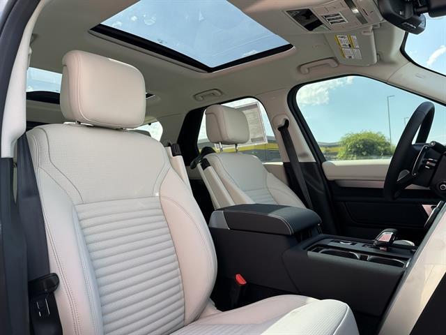 2025 Land Rover Discovery P300 Dynamic SE Tucson AZ