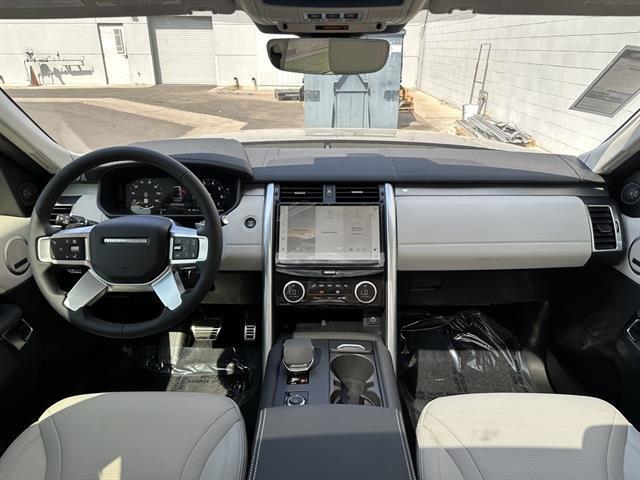 2025 Land Rover Discovery P300 Dynamic SE Tucson AZ