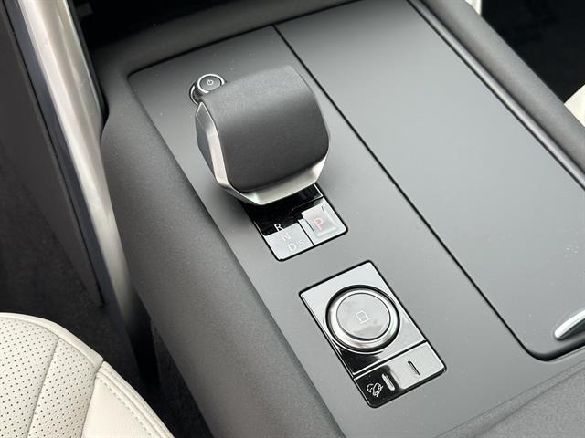 2025 Land Rover Discovery P300 S Tucson AZ
