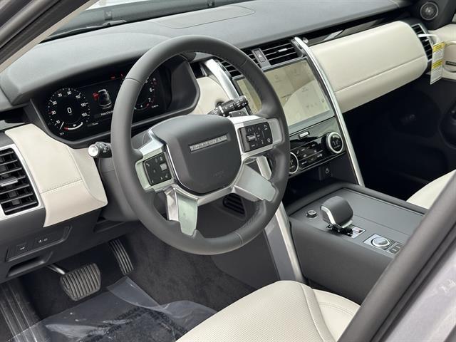 2025 Land Rover Discovery P300 S Tucson AZ