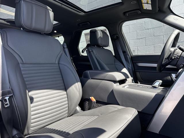 2025 Land Rover Discovery P360 Dynamic SE Tucson AZ