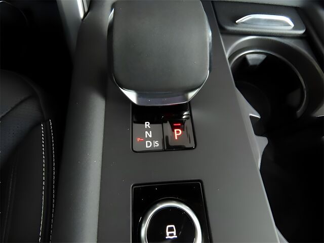 2025 Land Rover Discovery S Oshkosh WI 2025 Land Rover Discovery S Oshkosh WI