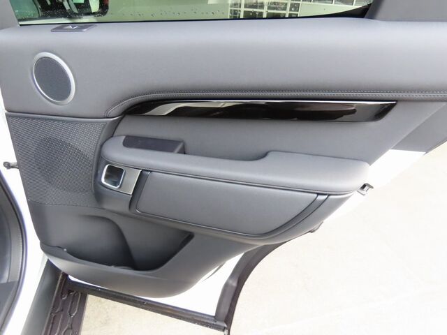 2025 Land Rover Discovery S Oshkosh WI 2025 Land Rover Discovery S Oshkosh WI