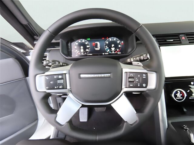 2025 Land Rover Discovery S Oshkosh WI 2025 Land Rover Discovery S Oshkosh WI
