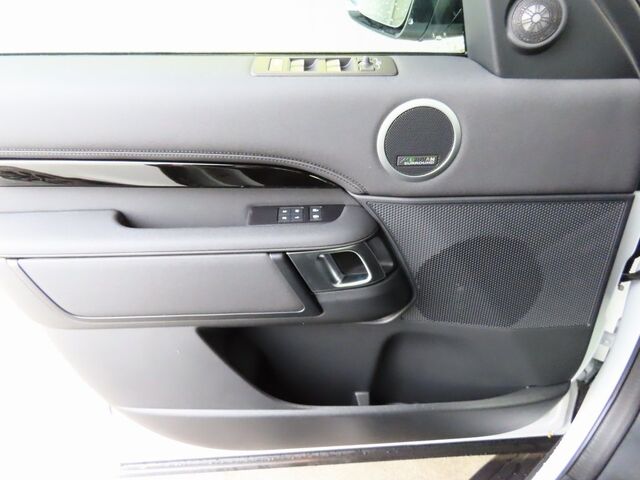 2025 Land Rover Discovery S Oshkosh WI 2025 Land Rover Discovery S Oshkosh WI