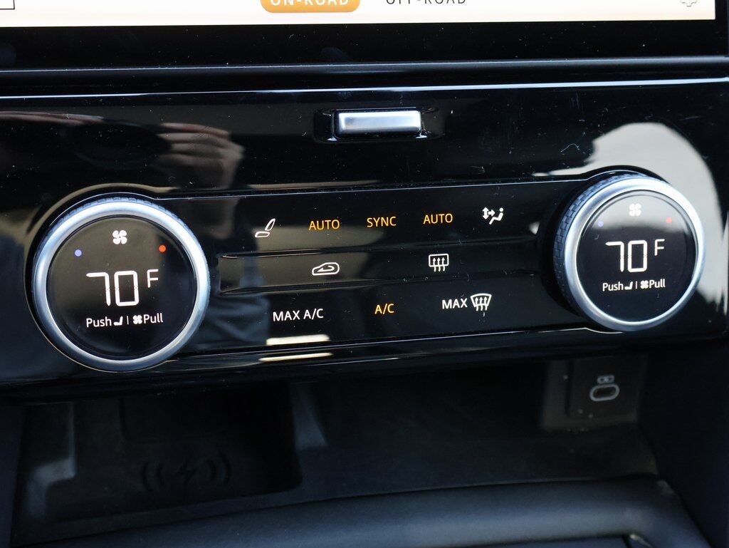 2025 Land Rover Discovery S San Clemente CA