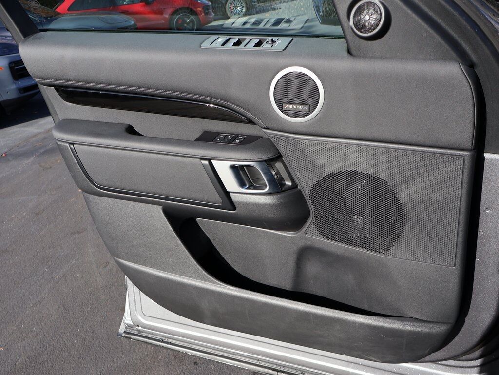 2025 Land Rover Discovery S San Clemente CA