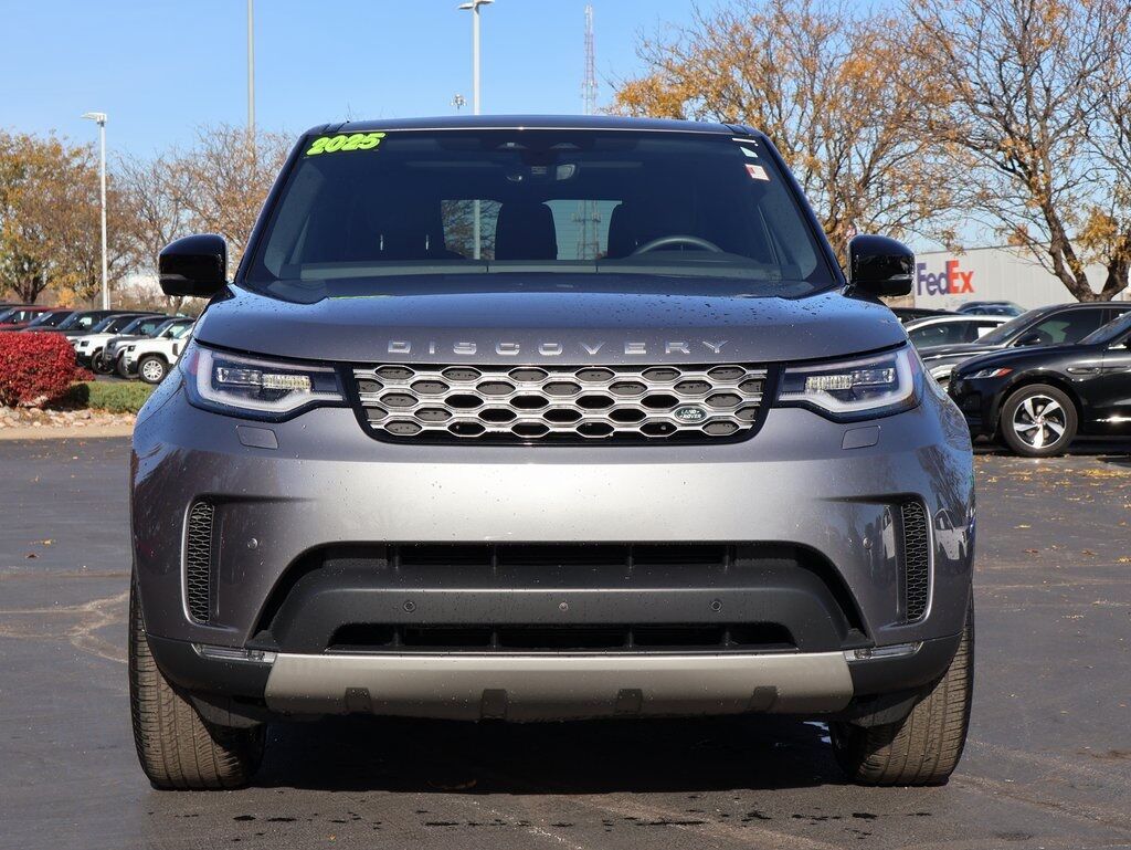 2025 Land Rover Discovery S San Clemente CA