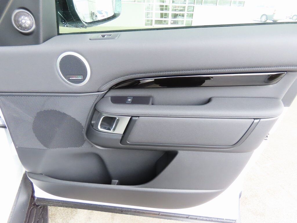 2025 Land Rover Discovery S San Clemente CA