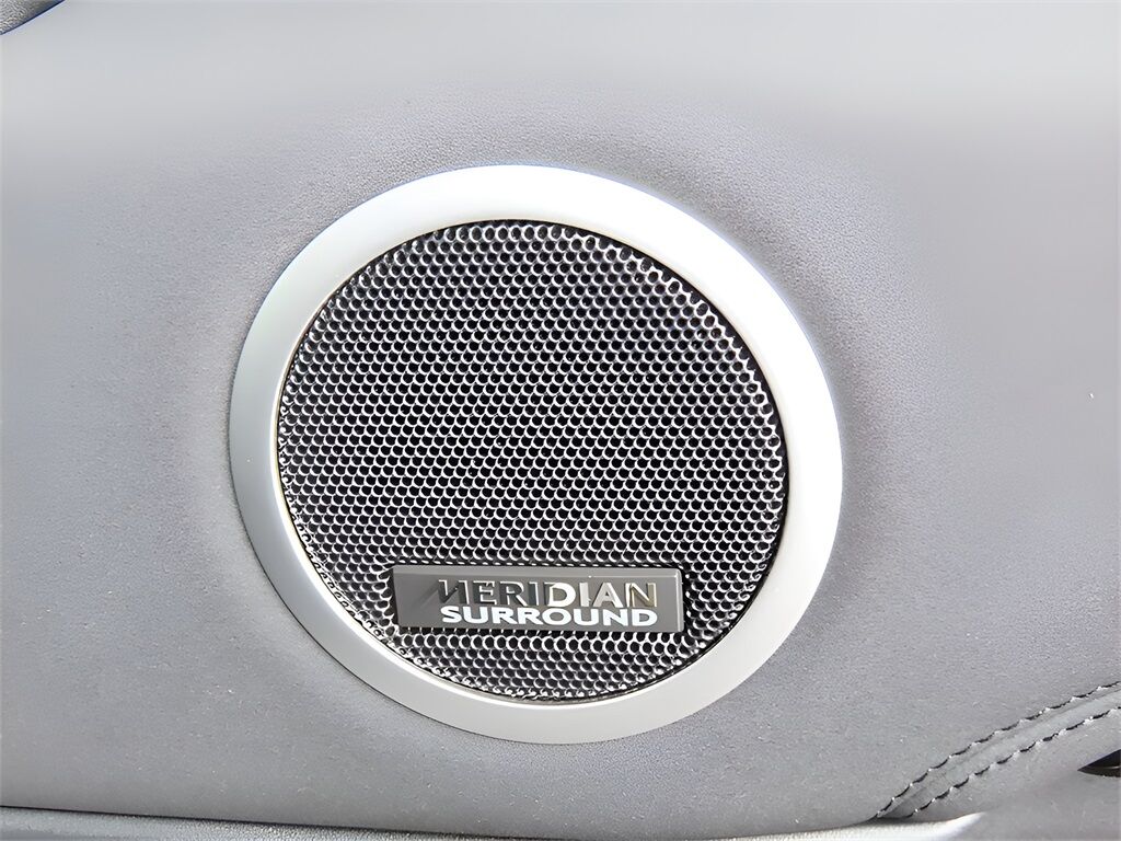 2025 Land Rover Discovery S San Clemente CA