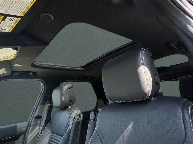 2025 Land Rover Discovery S San Juan TX