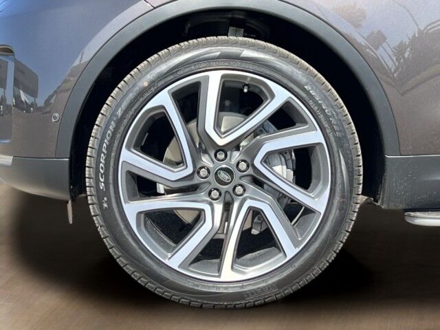 2025 Land Rover Discovery S San Juan TX