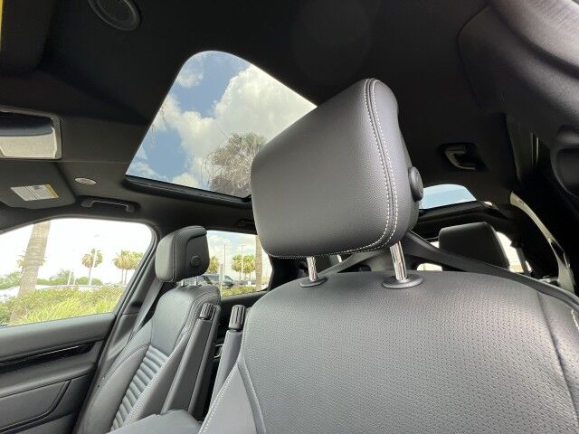 2025 Land Rover Discovery S San Juan TX