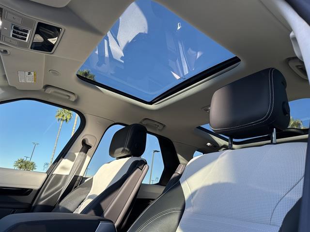 2025 Land Rover Discovery S Tucson AZ