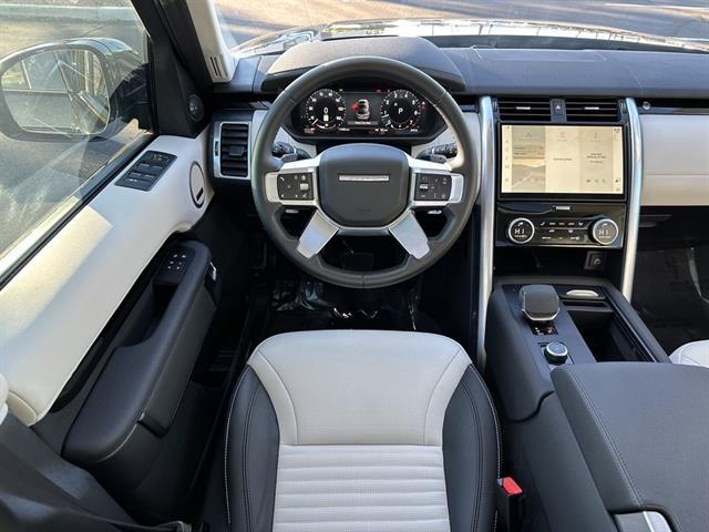 2025 Land Rover Discovery S Tucson AZ