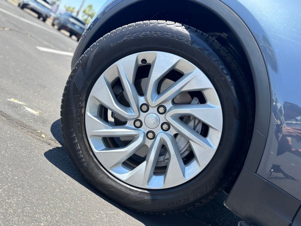 2025 Land Rover Discovery S Tucson AZ