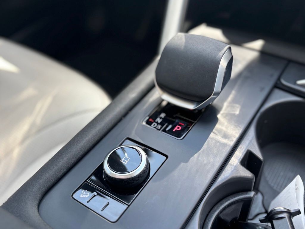 2025 Land Rover Discovery S Tucson AZ