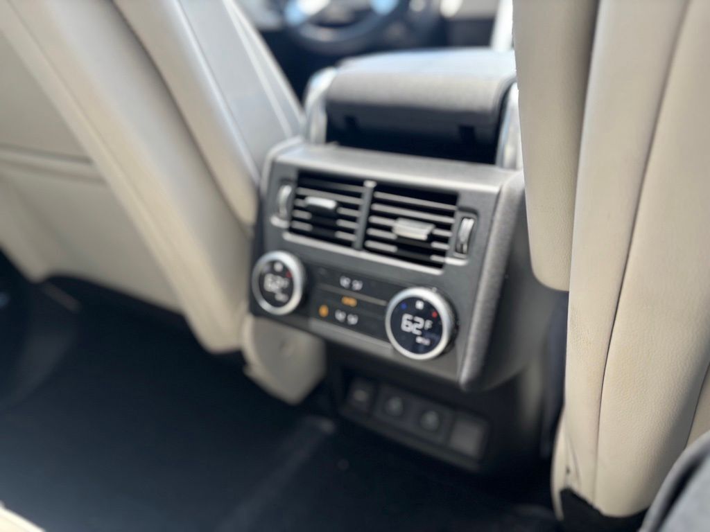 2025 Land Rover Discovery S Tucson AZ