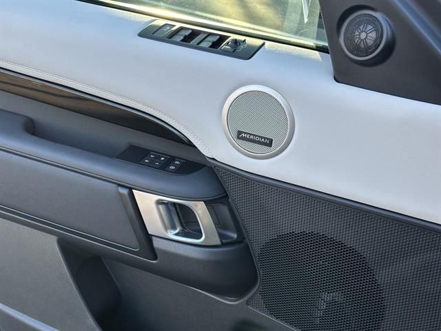 2025 Land Rover Discovery S Tucson AZ