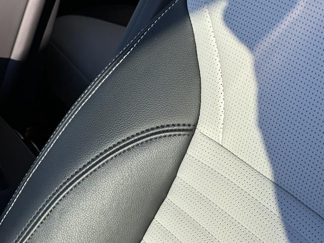 2025 Land Rover Discovery S Tucson AZ