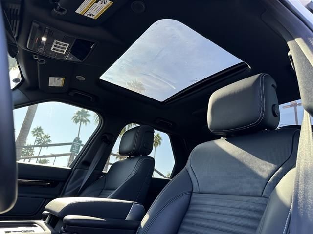 2025 Land Rover Discovery S Tucson AZ