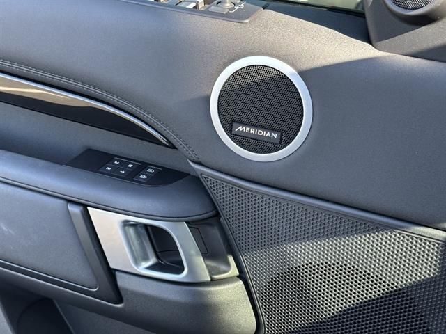 2025 Land Rover Discovery S Tucson AZ